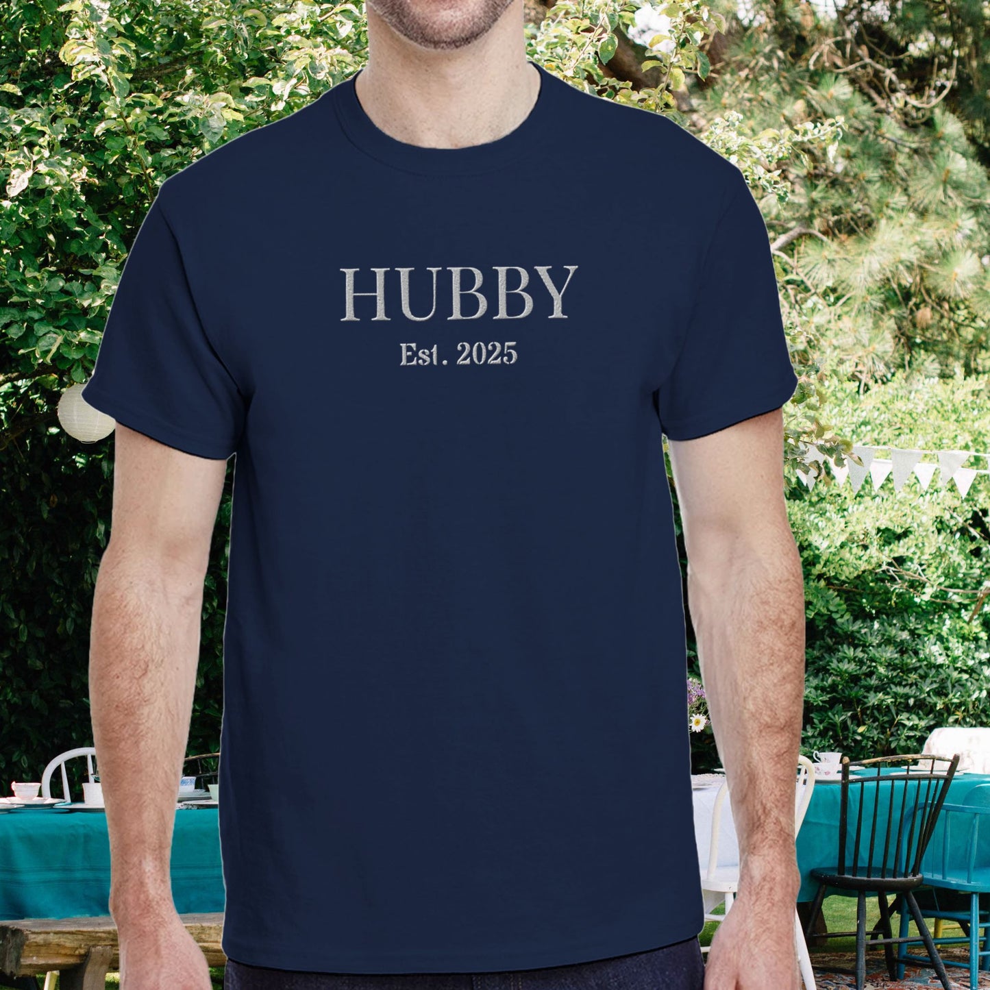 HUBBY - Embroidered T-shirt